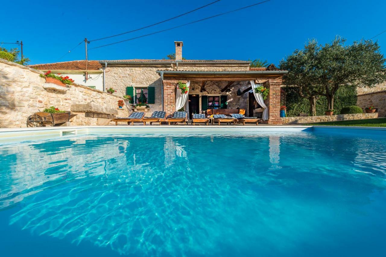 Villa Sisman Donji Zemunik ภายนอก รูปภาพ
